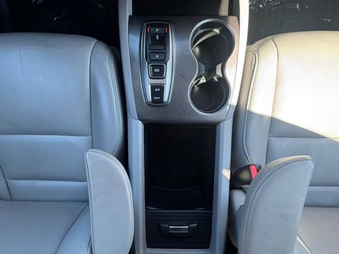 Used 2022 Honda Pilot EX-L image 25