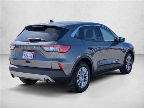 Used 2022 Ford Escape SE w/ Convenience Package FWD image 5