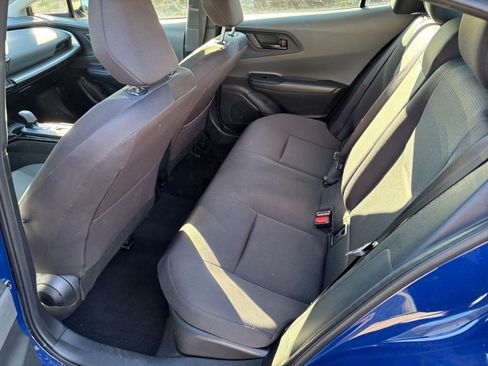 Used 2025 Toyota Prius LE image 27