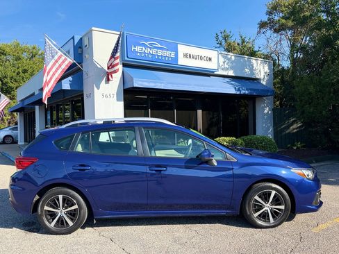 Used 2022 Subaru Impreza 2.0i Premium AWD/4WD image 11