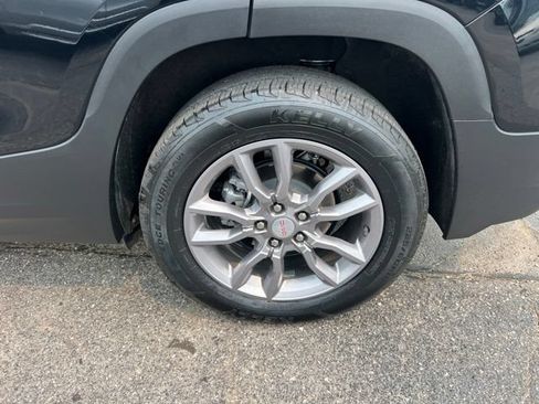 Used 2024 GMC Terrain SLT w/ Tech Package AWD/4WD image 9