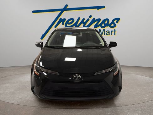 Used 2024 Toyota Corolla LE image 4