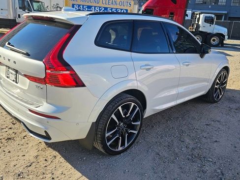 Certified 2025 Volvo XC60 T8 Ultra w/ Protection Package Premier image 4
