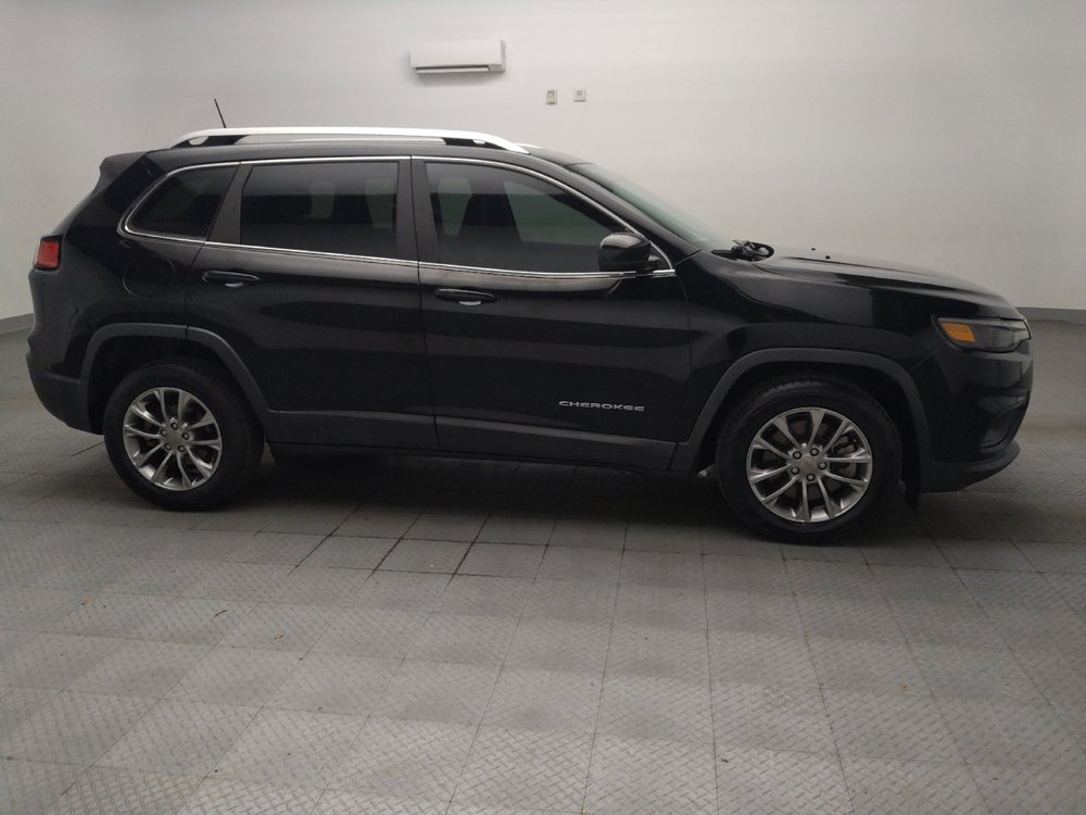 Used 2019 Jeep Cherokee Latitude Plus FWD image 11