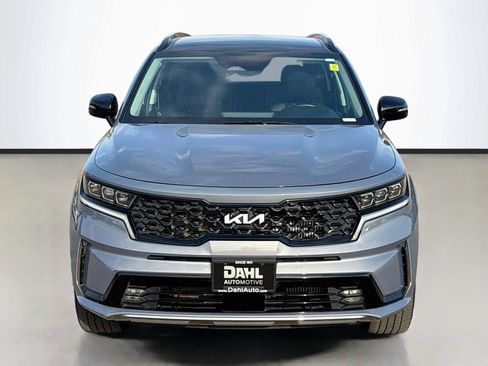 Used 2023 Kia Sorento SX AWD/4WD image 3
