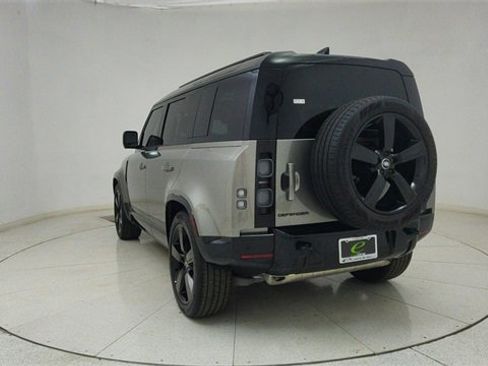 Used 2025 Land Rover Defender 110 X image 73