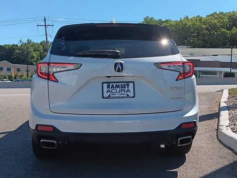 Used 2023 Acura RDX AWD image 4