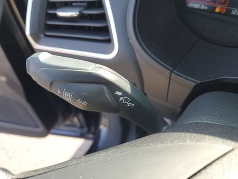 Used 2023 Ford Edge Titanium AWD/4WD image 12