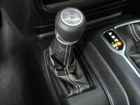 Certified 2023 Jeep Wrangler Unlimited Sahara AWD/4WD image 25