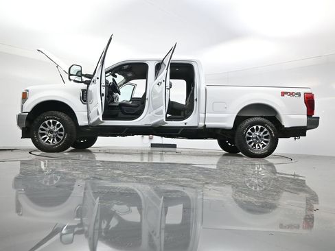 Used 2021 Ford F250 Lariat w/ Lariat Value Package image 60