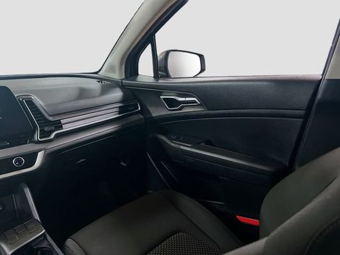 Certified 2024 Kia Sportage LX image 22