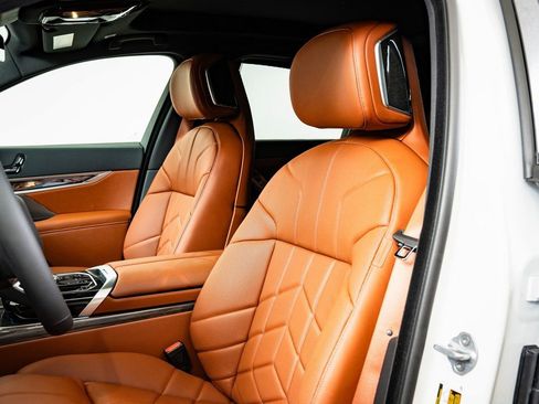 New 2026 BMW 740i xDrive w/ Executive Package image 20