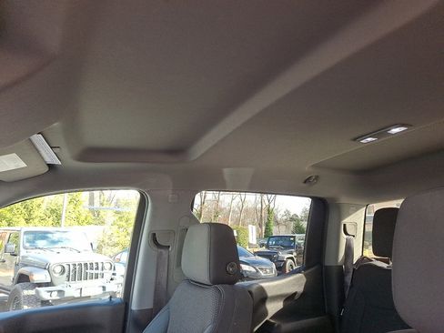 Used 2019 Chevrolet Silverado 1500 Custom w/ Custom Value Package image 24