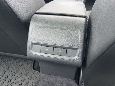 Certified 2021 Volkswagen Jetta SE image 23