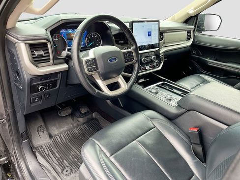 Used 2022 Ford Expedition Max XLT AWD/4WD image 9