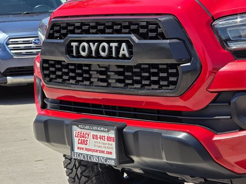 Used 2019 Toyota Tacoma SR5 RWD image 7