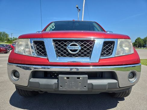Used 2017 Nissan Frontier SL w/ Moonroof Package AWD/4WD image 5