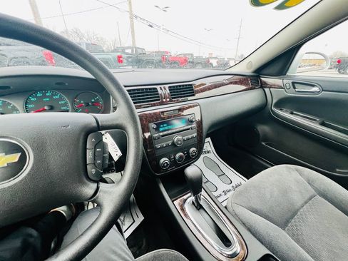 Used 2016 Chevrolet Impala Limited LS image 18