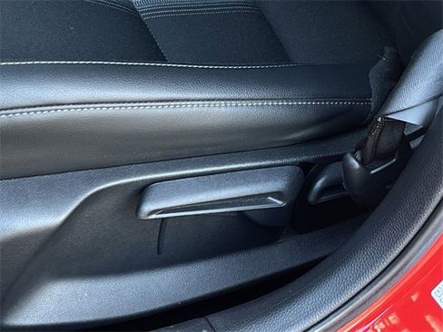 Used 2025 Honda Civic Sport image 28