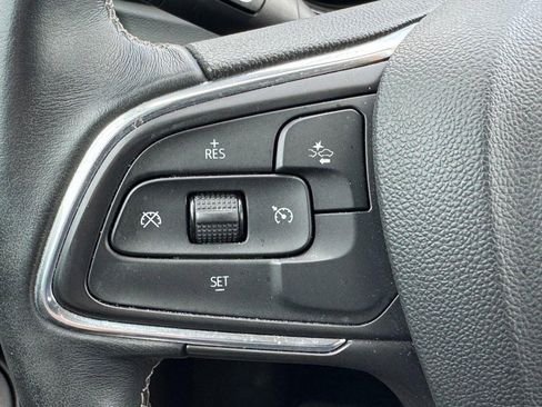 Used 2021 Buick Encore GX Preferred w/ Cold Weather Comfort Package image 17