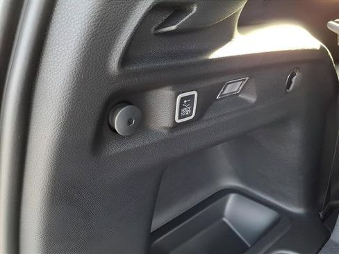 New 2025 Jeep Grand Cherokee L Limited image 5