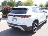 New 2025 Volkswagen Tiguan SE image 3