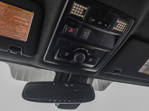 Used 2020 Toyota Tacoma TRD Off-Road w/ Advanced Technology Package image 22