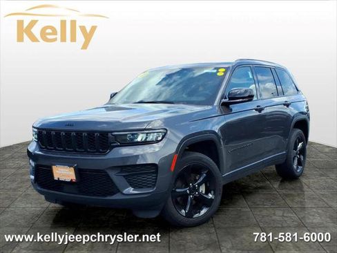 Certified 2023 Jeep Grand Cherokee Altitude AWD/4WD image 1