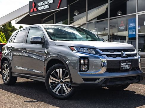 Used 2024 Mitsubishi Outlander Sport ES AWD/4WD image 1
