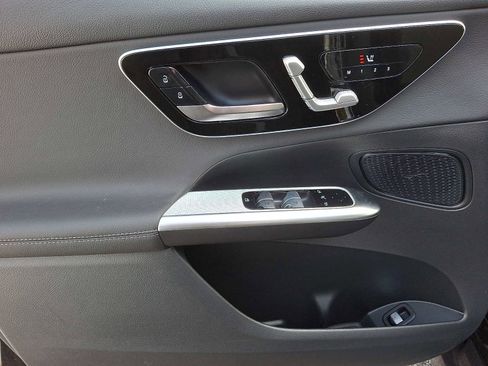 Certified 2026 Mercedes-Benz GLC 300 4MATIC image 8