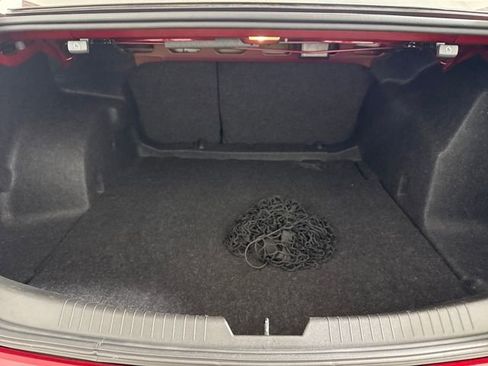 Used 2021 Chevrolet Malibu LT image 13