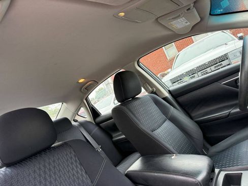 Used 2016 Nissan Altima 2.5 S w/ Power Driver Seat Package FWD image 21