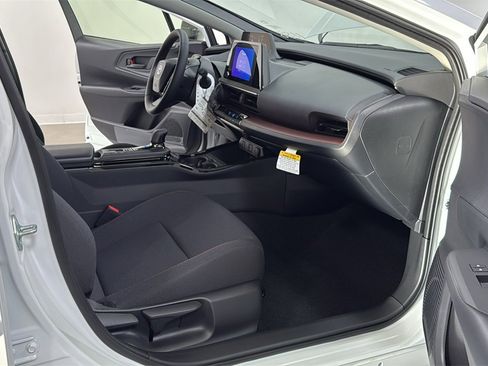 New 2026 Toyota Prius Plug-In Hybrid image 18