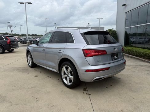 Used 2020 Audi Q5 2.0T Premium Plus w/ Premium Plus Package AWD/4WD image 8