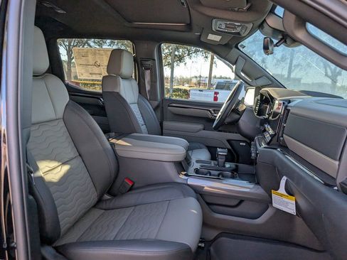 New 2026 Chevrolet Silverado 1500 ZR2 w/ LPO, Dark Essentials Package image 15