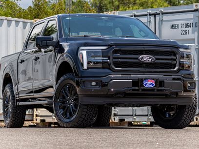 New 2026 Ford F150 Lariat w/ Equipment Group 501A Mid