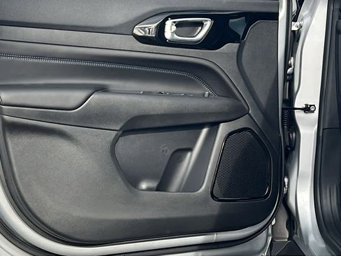 New 2026 Jeep Compass Limited image 23