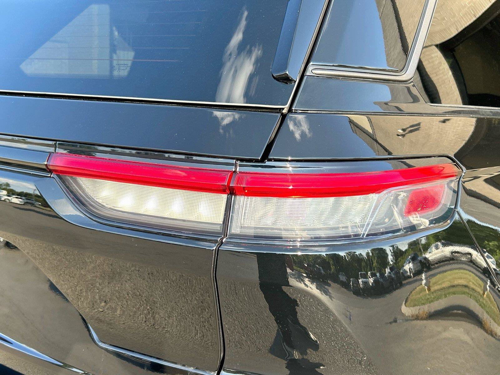 New 2027 Jeep Grand Cherokee Limited AWD/4WD image 11