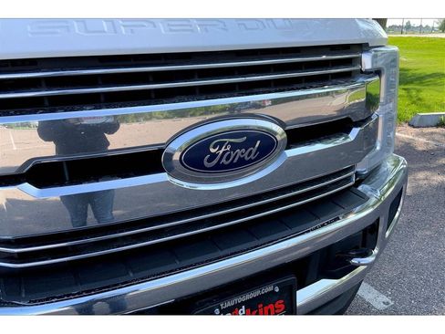 Used 2019 Ford F250 Lariat w/ Lariat Ultimate Package image 30