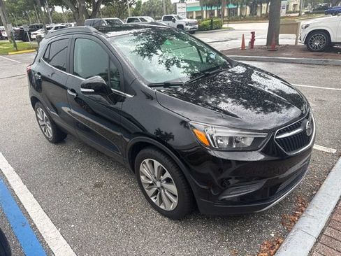 Used 2019 Buick Encore Preferred FWD image 1