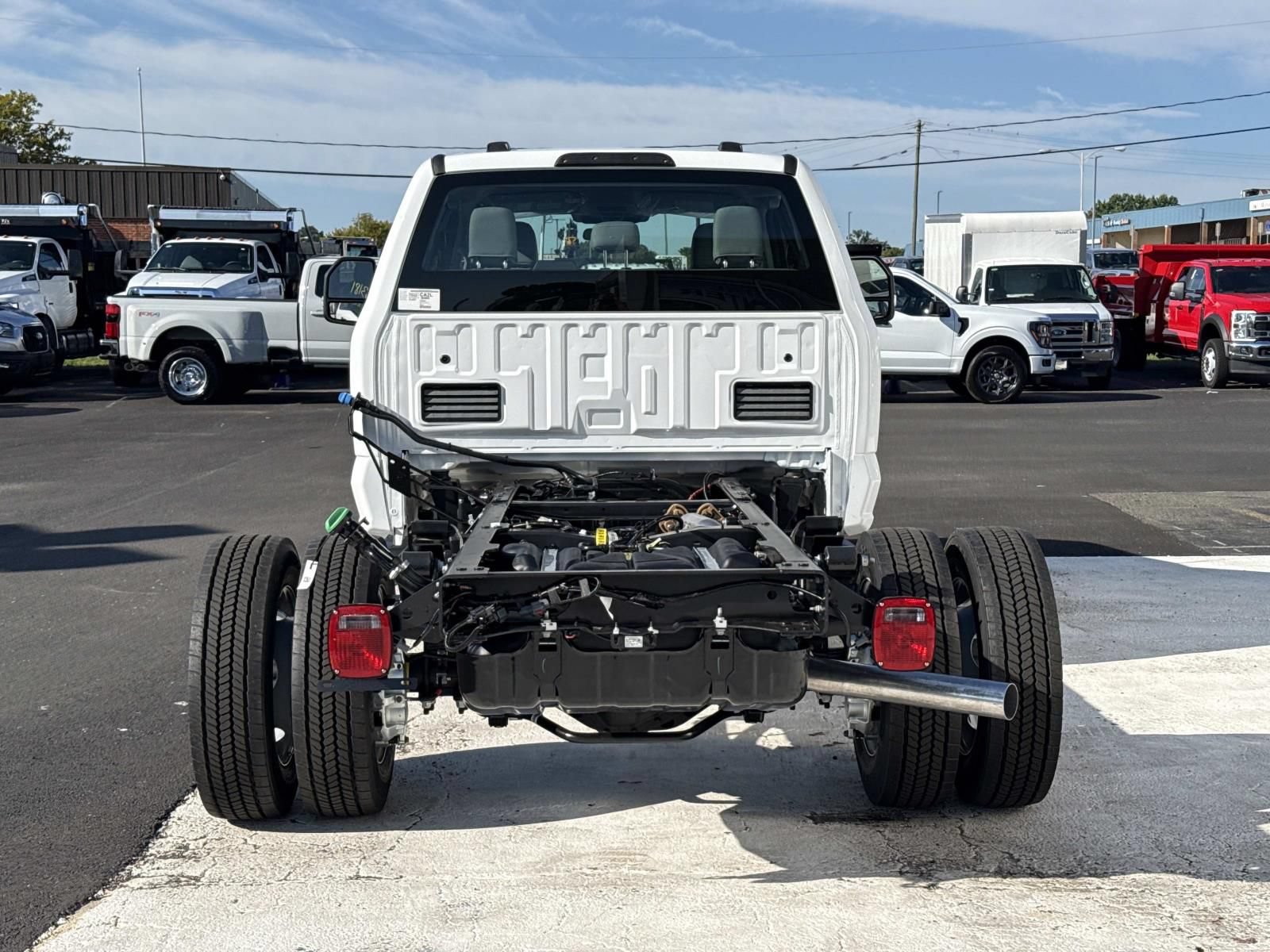 New 2026 Ford F550 4x4 SuperCab Super Duty image 4