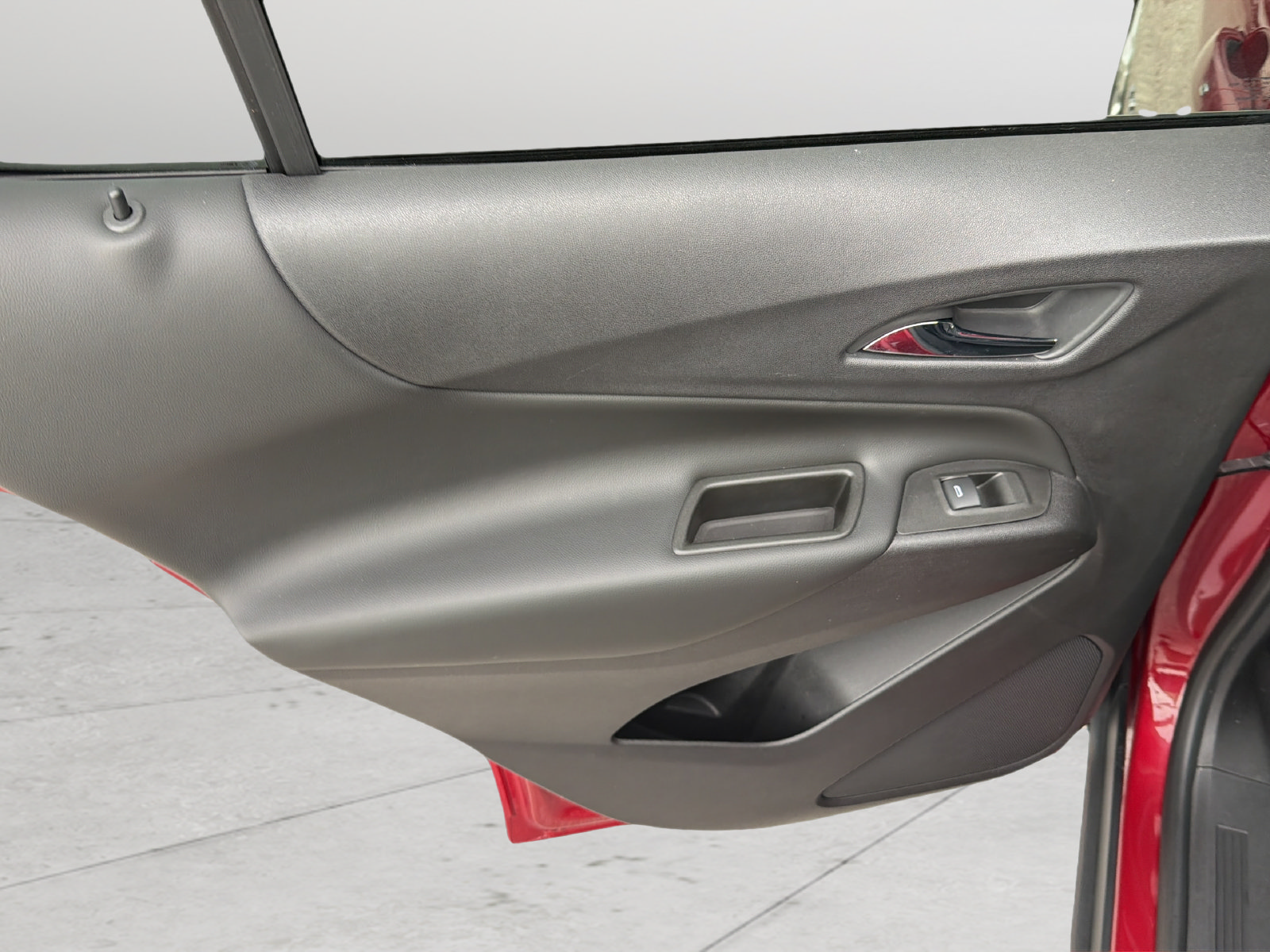 Used 2020 Chevrolet Equinox LT FWD image 33