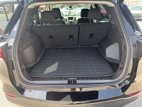 Used 2024 Chevrolet Equinox LS AWD/4WD image 12