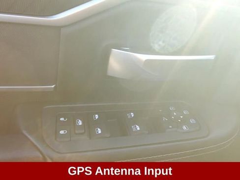 Used 2025 RAM 3500 Big Horn image 10