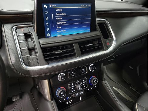Used 2023 Chevrolet Tahoe Premier w/ Advanced Technology Package AWD/4WD image 19