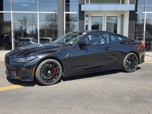 Used 2023 BMW M4 Coupe w/ Executive Package RWD image 2