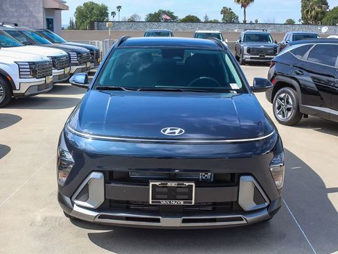 New 2026 Hyundai Kona Limited FWD image 2