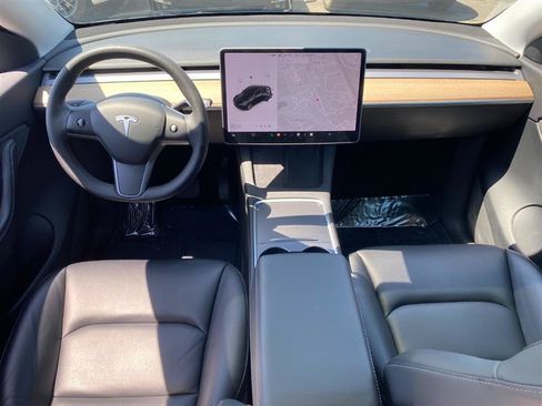 Used 2023 Tesla Model Y Long Range AWD/4WD image 11