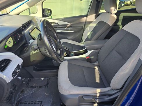 Used 2021 Chevrolet Bolt LT image 17
