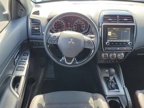 Used 2026 Mitsubishi Outlander Sport SE AWD/4WD image 17